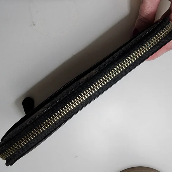 Coach Black and Red Floral Wallet - Picture 4 of 11